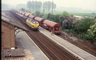 Frasnes-lez-Anvaing TH 84-6967.jpg